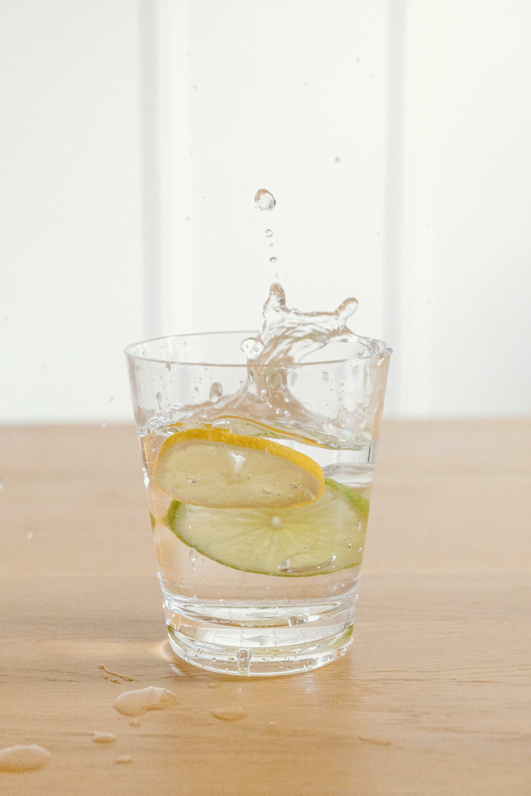 Lire la suite à propos de l’article L’Hydratation et le Bien-Être : Pourquoi l’Eau Est Essentielle à Notre Santé ?